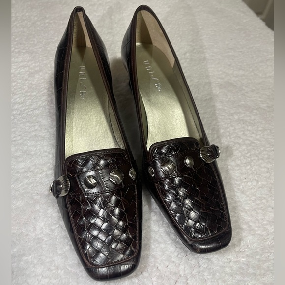 Unisa heel 🌙 - Picture 5 of 10